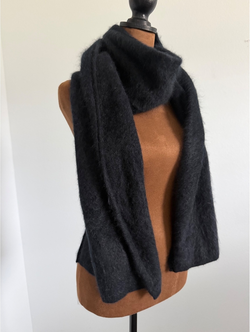 Nordstrom 100% Cashmere Black Fuzzy Knit Women's One Size Scarf 75" x 11"